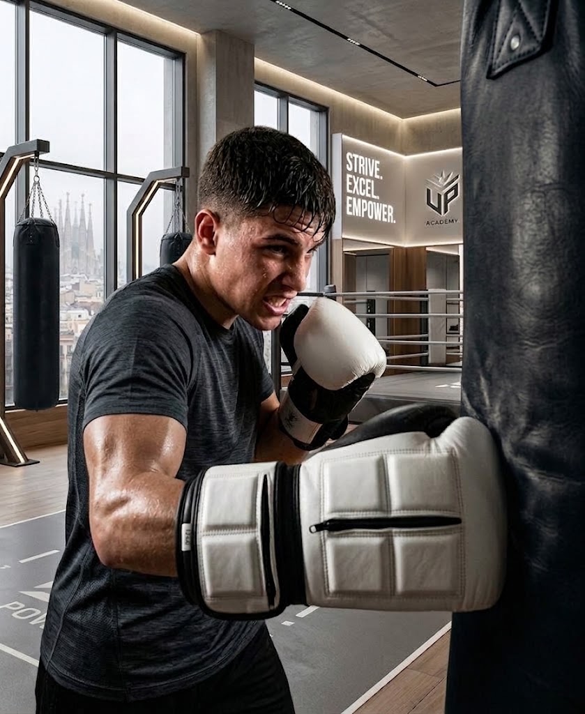 Boxeador entrenando con PU Max en saco
